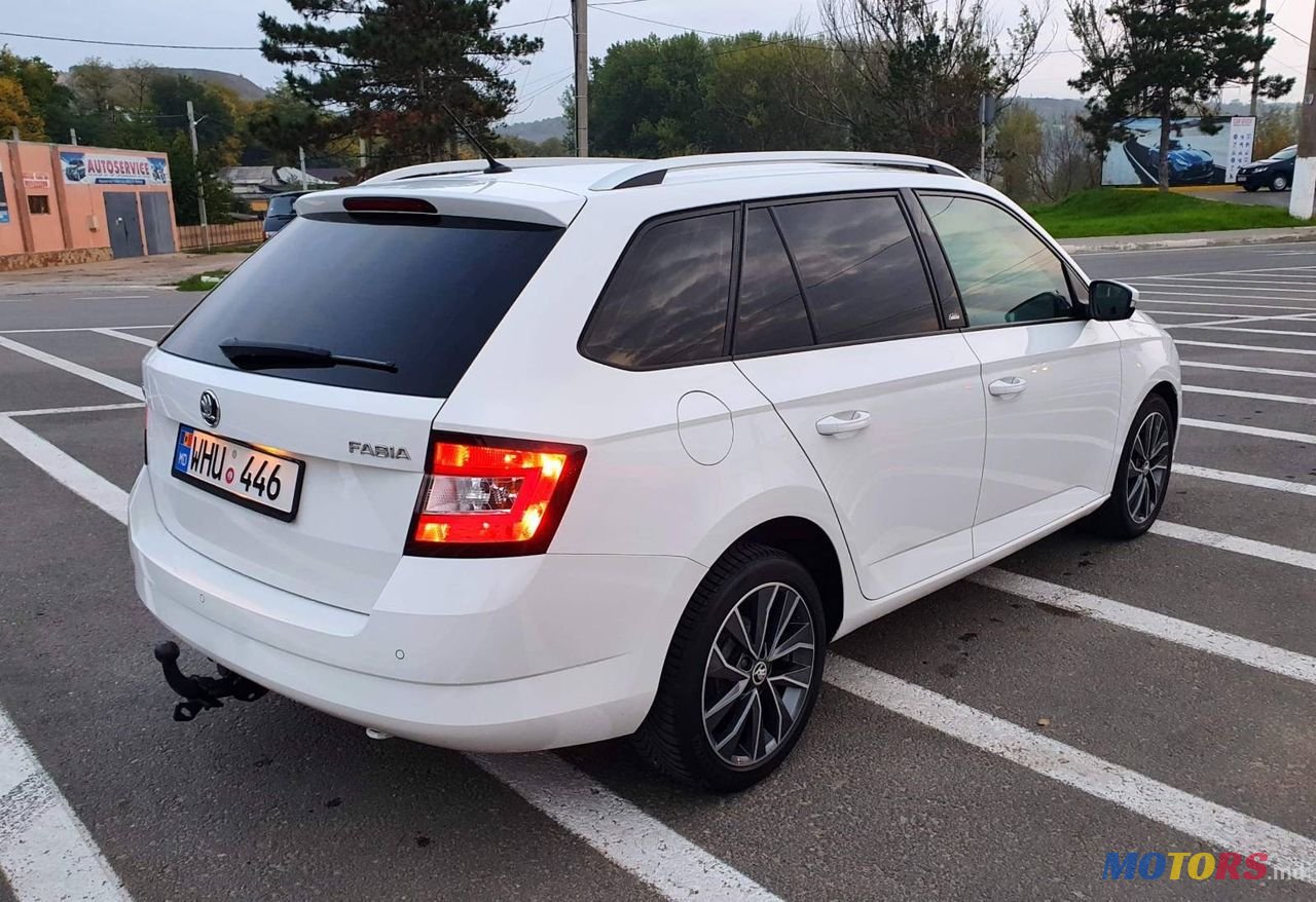 2016' Skoda Fabia photo #6