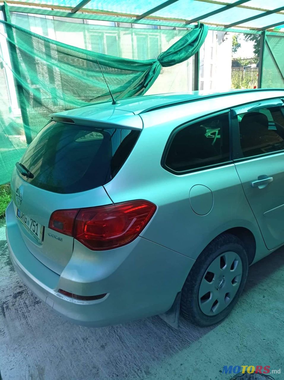 2011' Opel Astra photo #5