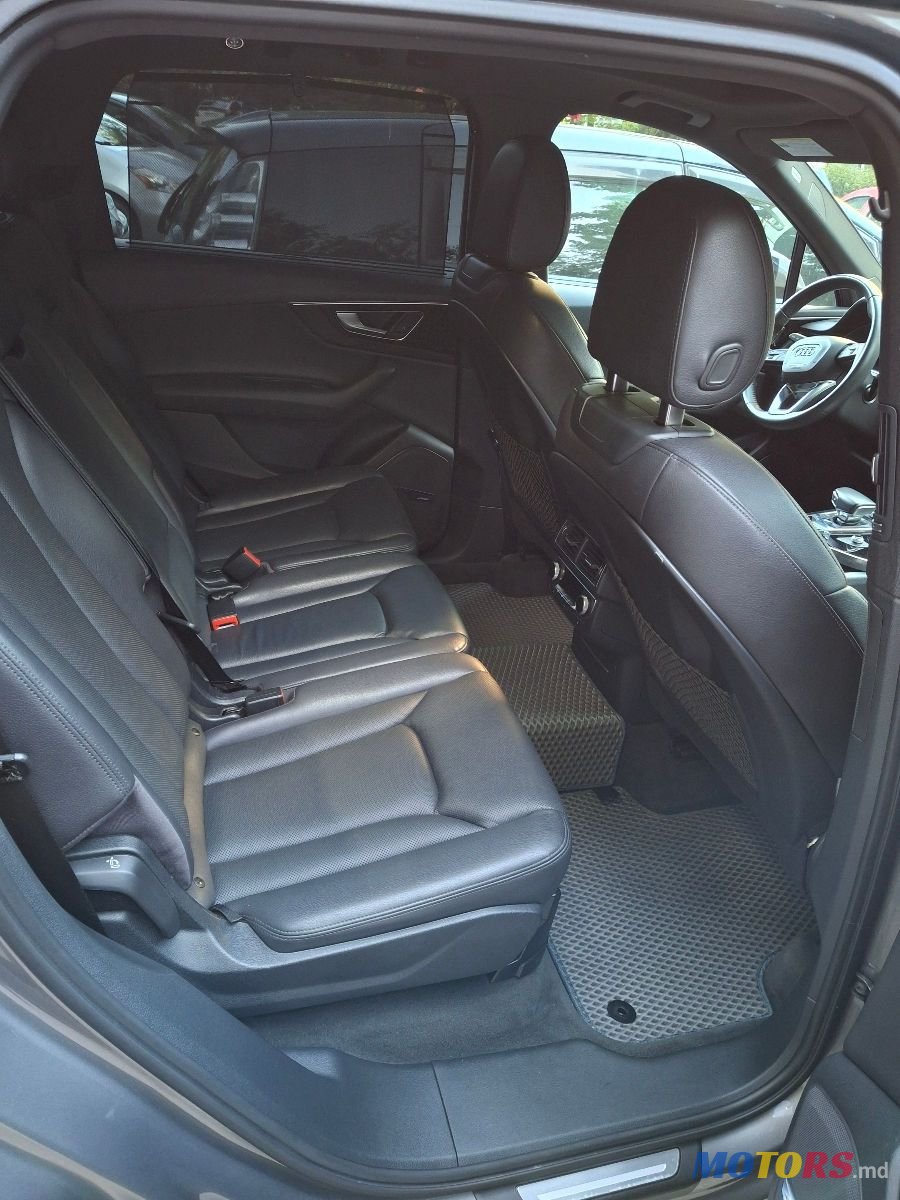 2017' Audi Q7 photo #3