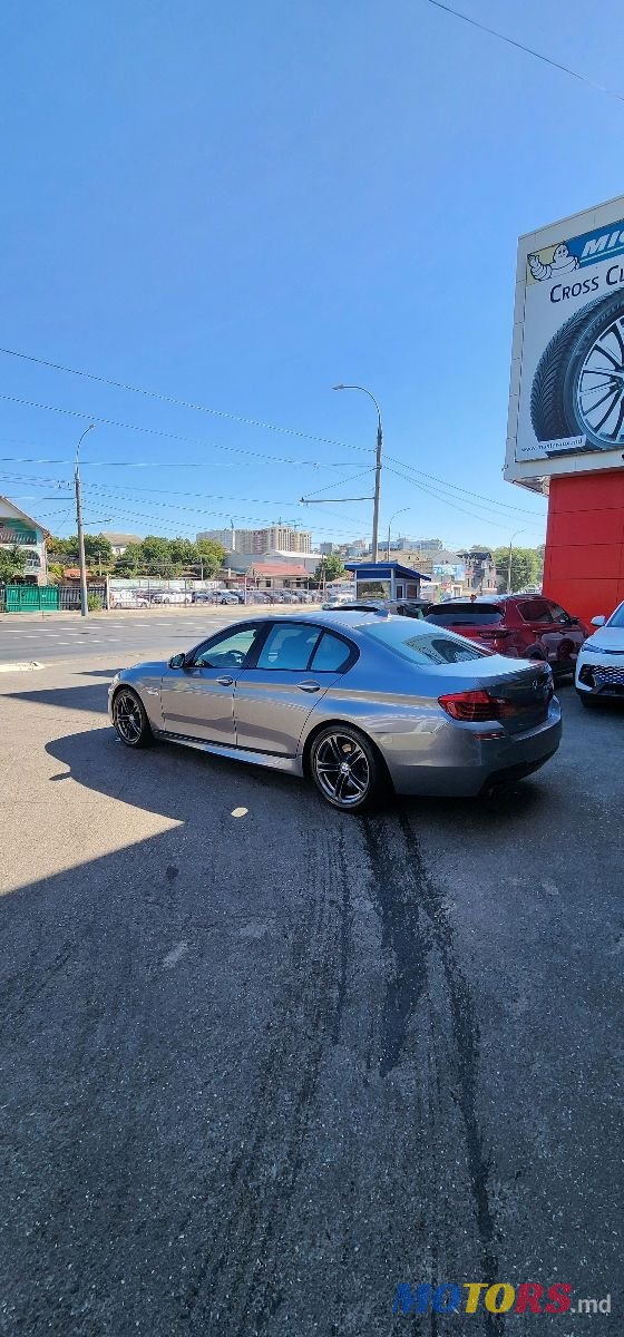 2014' BMW 5 Series photo #1