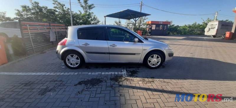 2005' Renault Megane photo #6