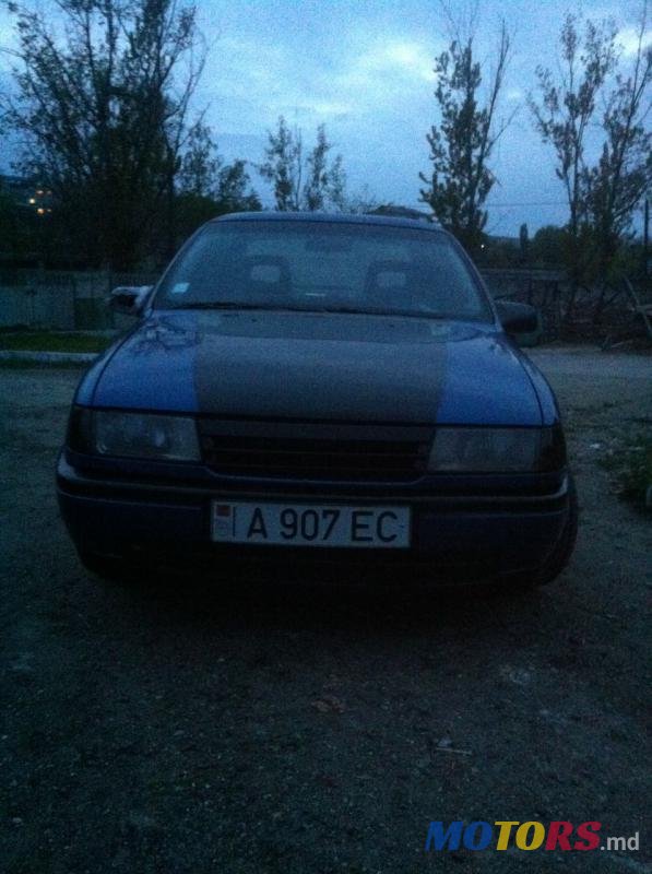 1992' Opel Vectra photo #1