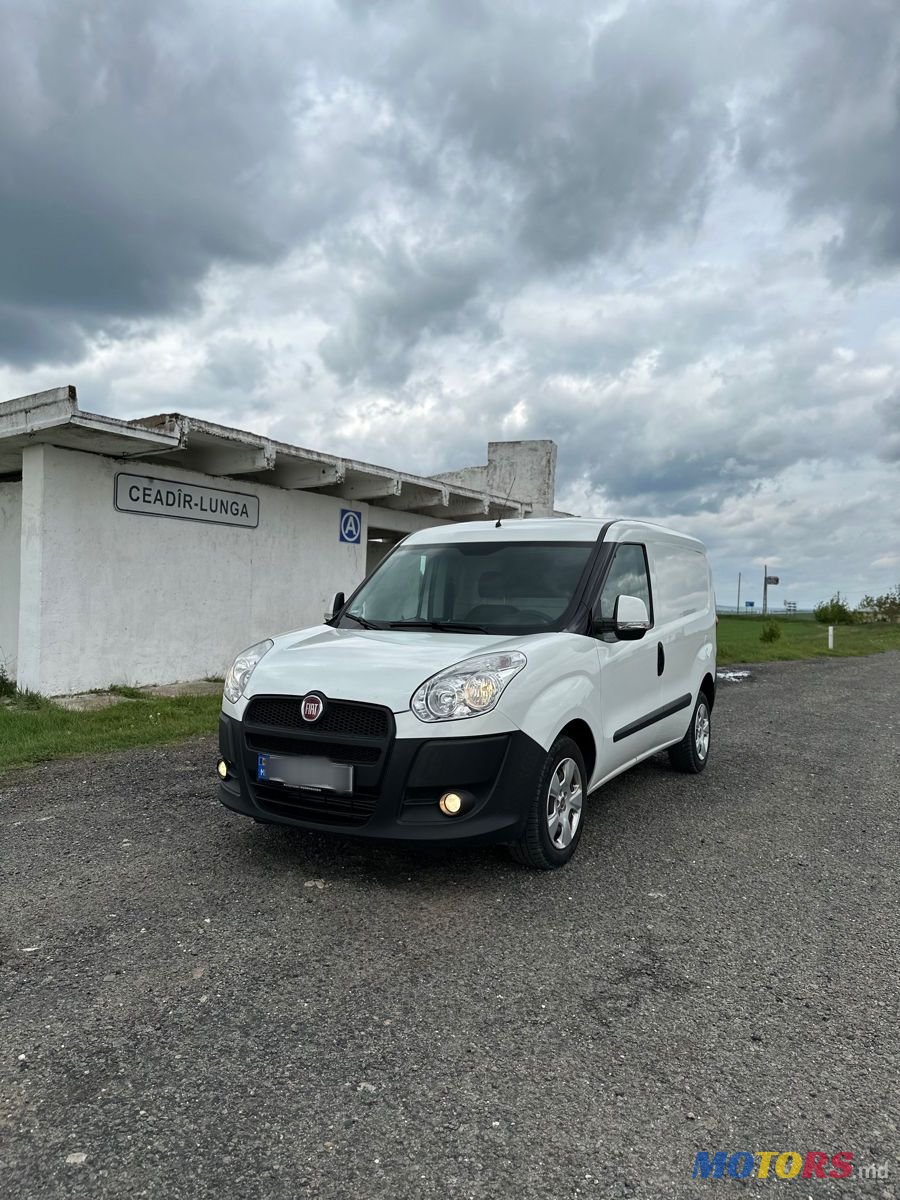 2014' Fiat Doblo photo #2