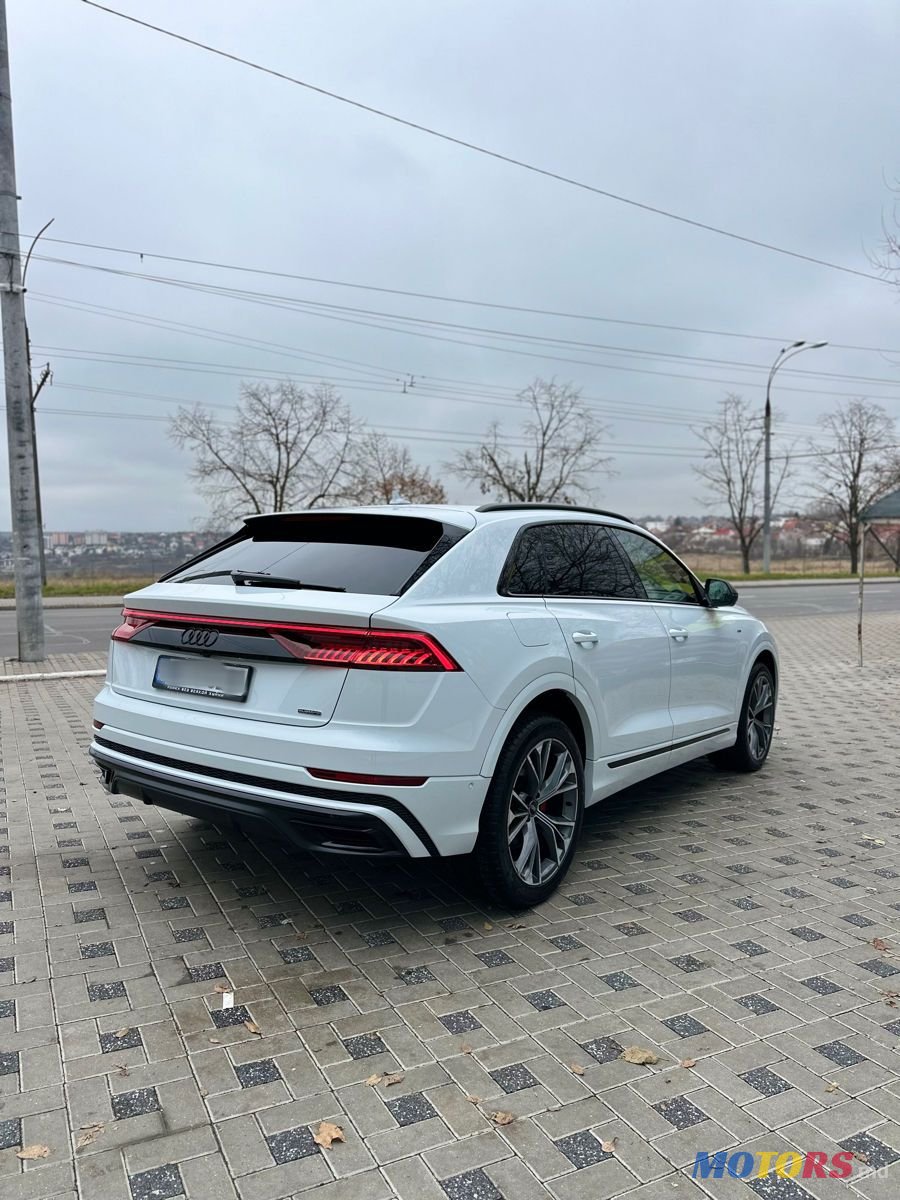 2022' Audi Q8 photo #4