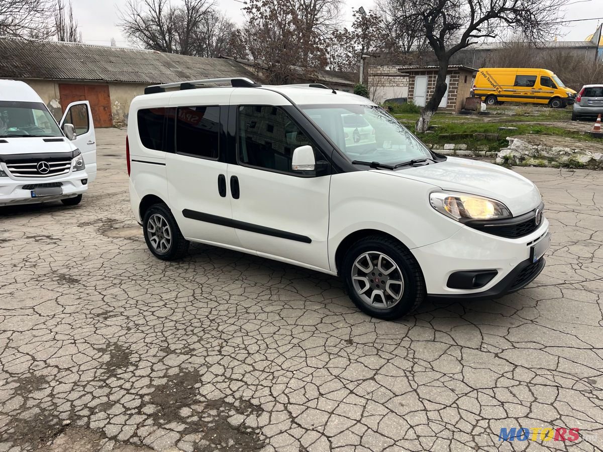 2015' Fiat Doblo photo #4