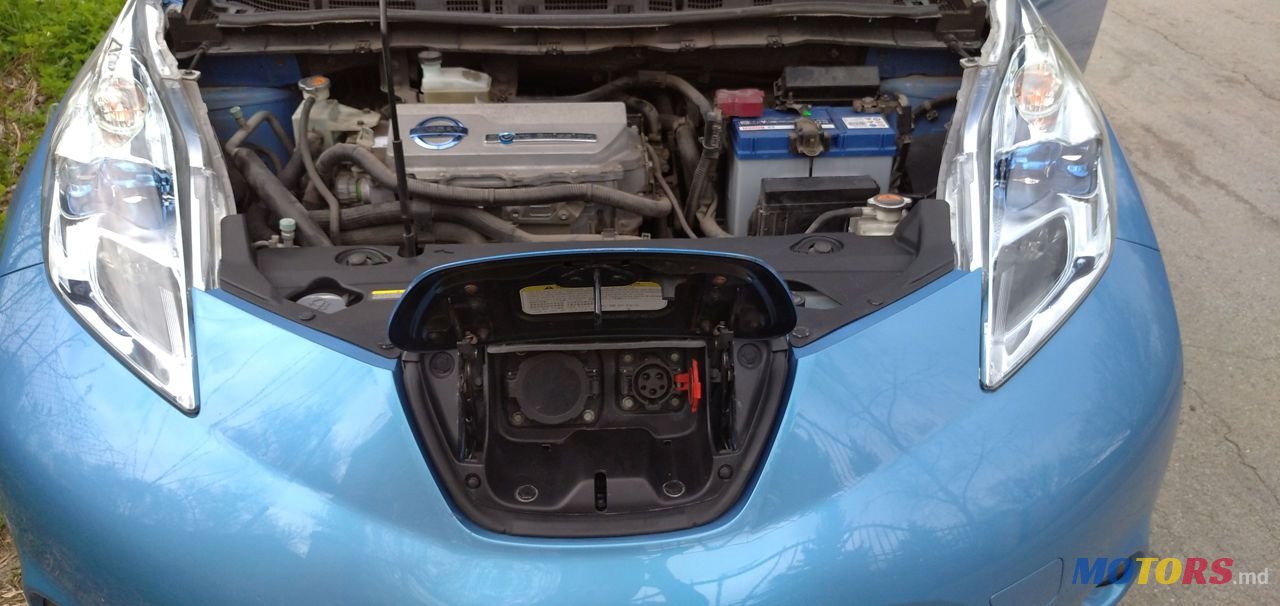 2012' Nissan Leaf photo #3