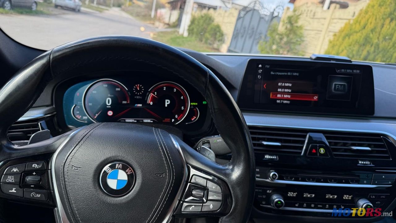 2018' BMW 5 Series photo #3