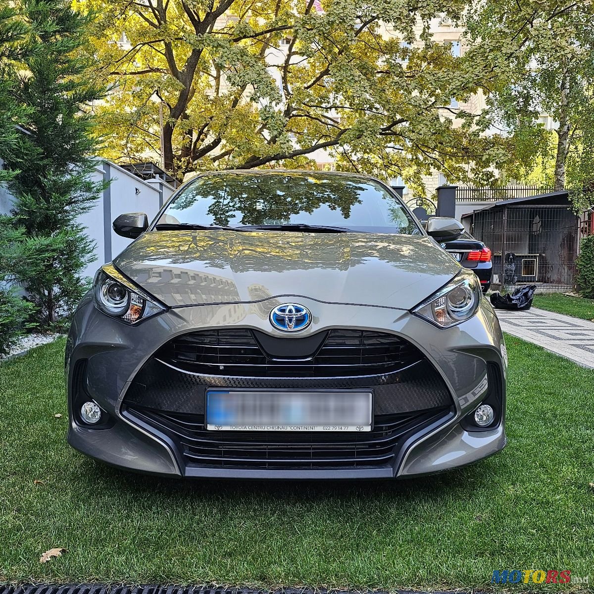 2022' Toyota Yaris photo #1