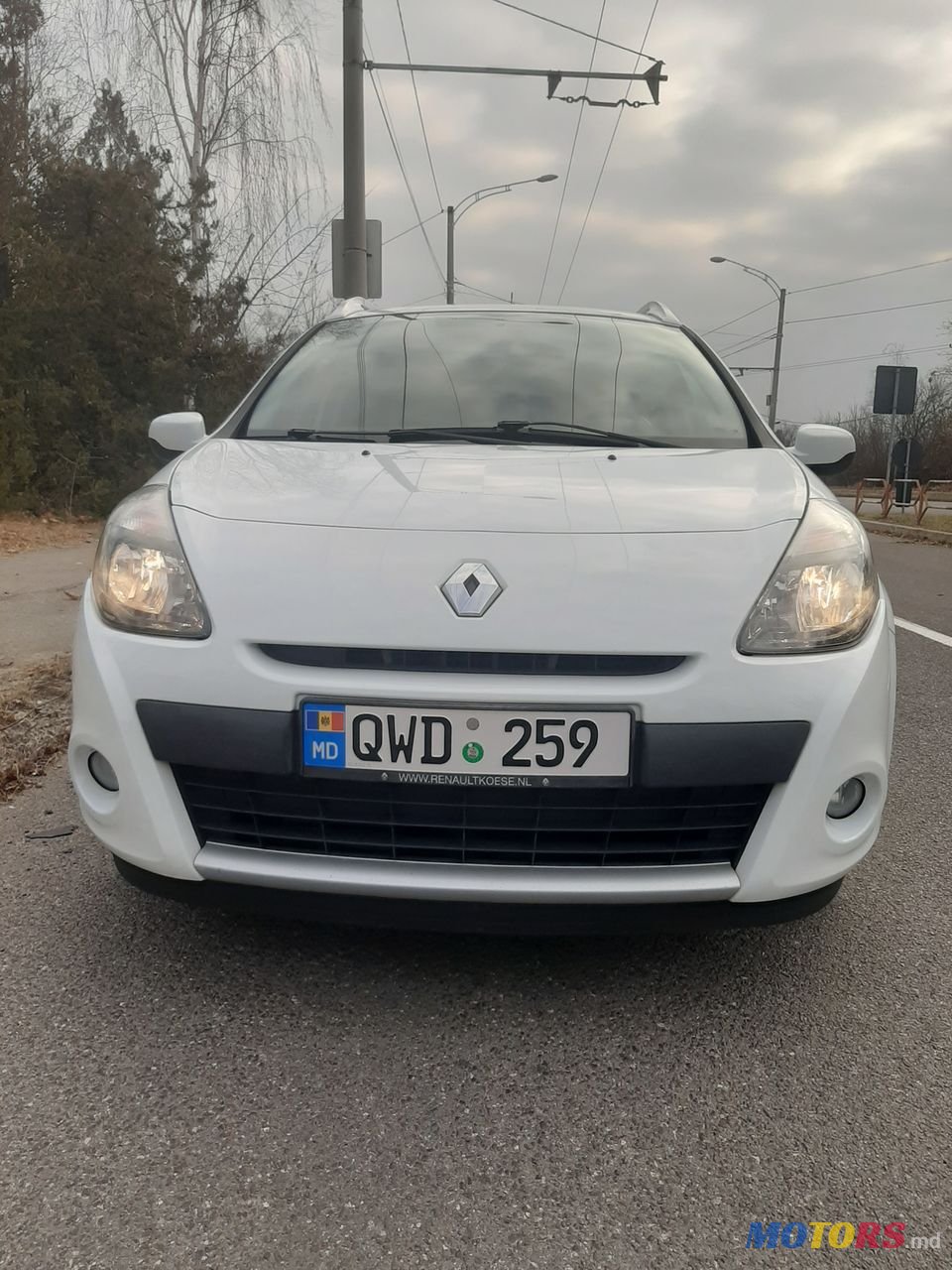 2012' Renault Clio photo #1