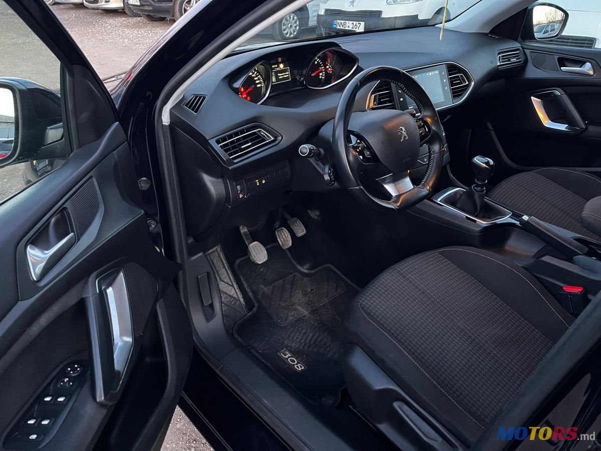 2019' Peugeot 308 photo #5