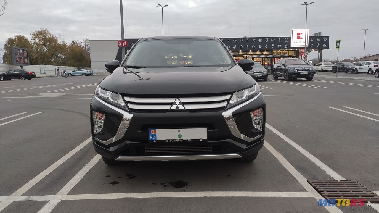 2018' Mitsubishi Eclipse Cross photo #2