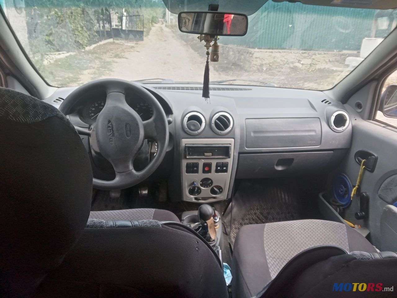 2006' Dacia Lodgy photo #2