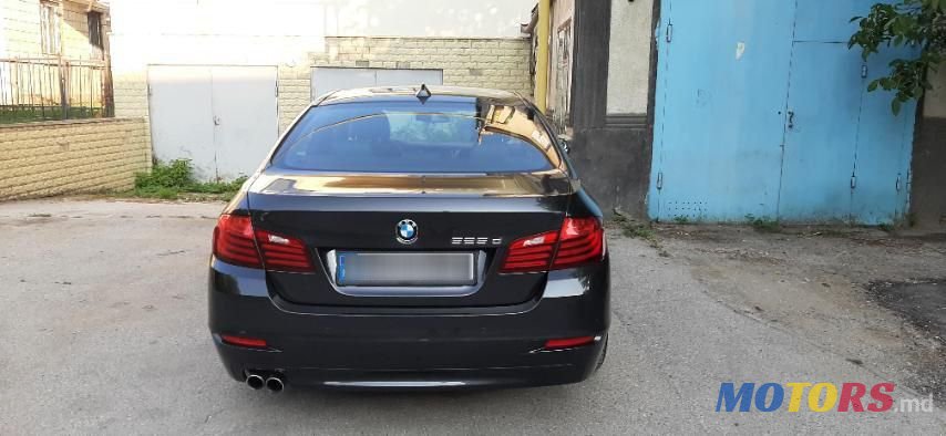 2015' BMW 5 Series photo #5