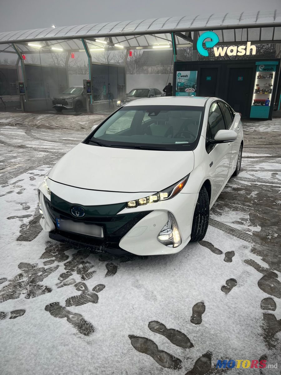 2017' Toyota Prius Prime photo #1