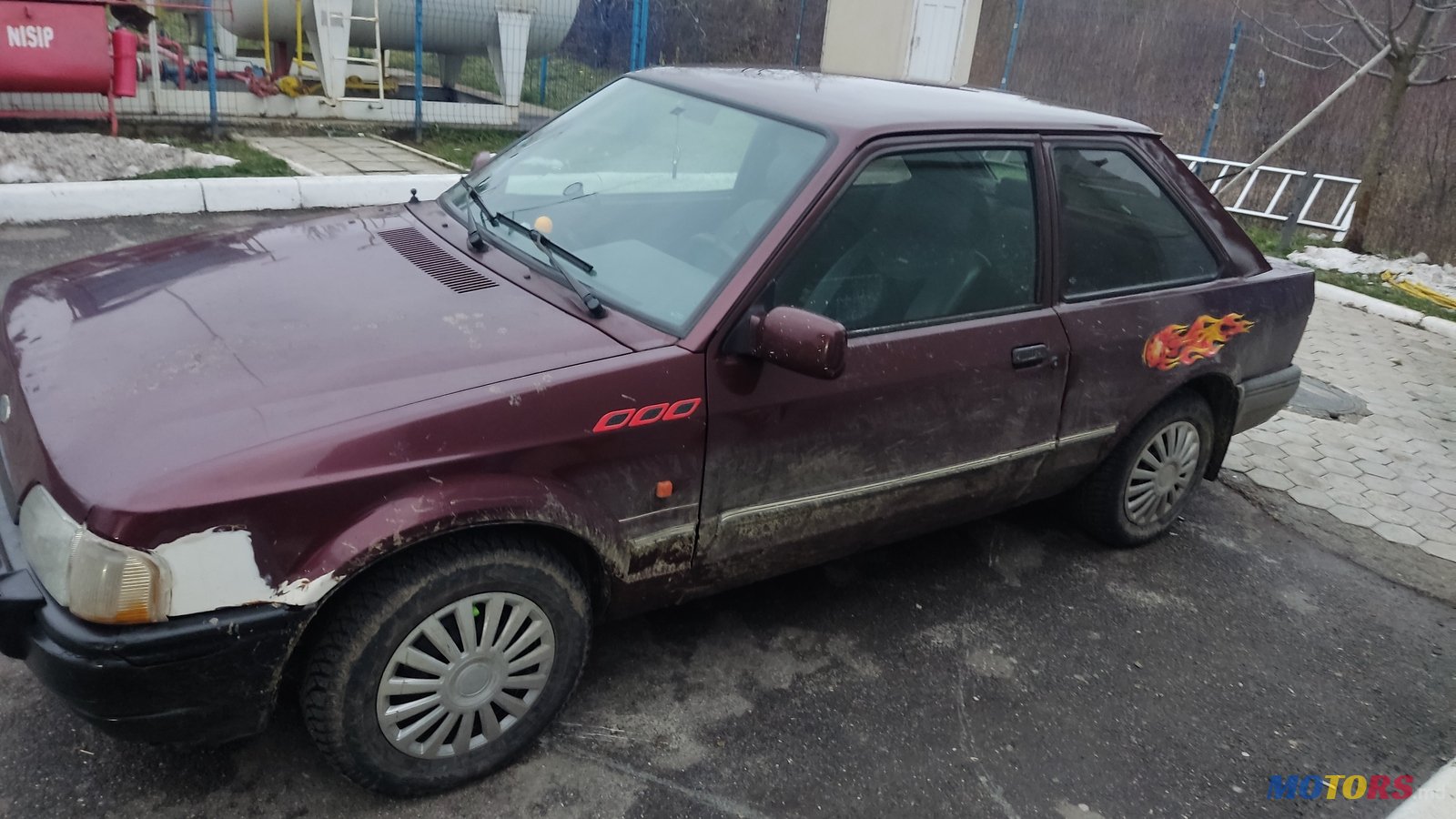 1989' Ford Escort photo #2