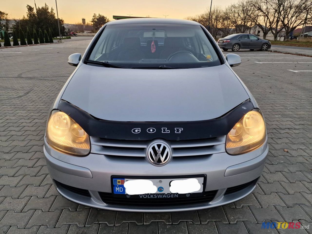 2005' Volkswagen Golf photo #3