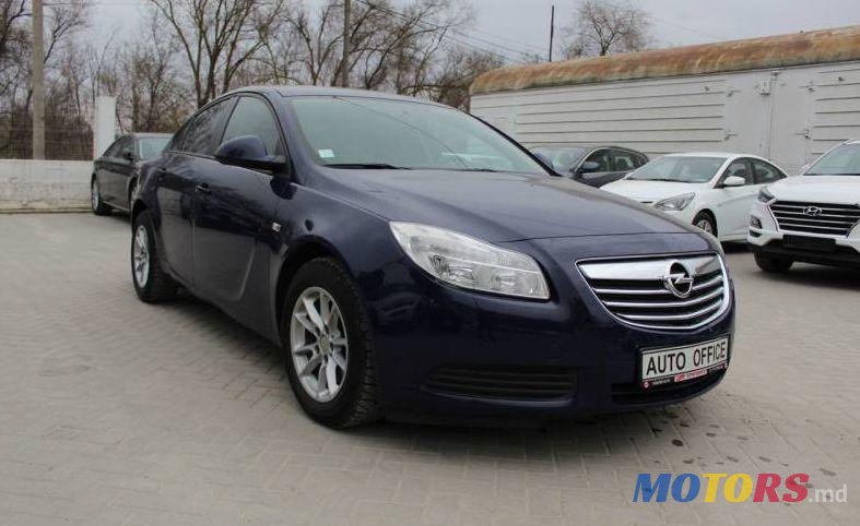 2012' Opel Insignia photo #1