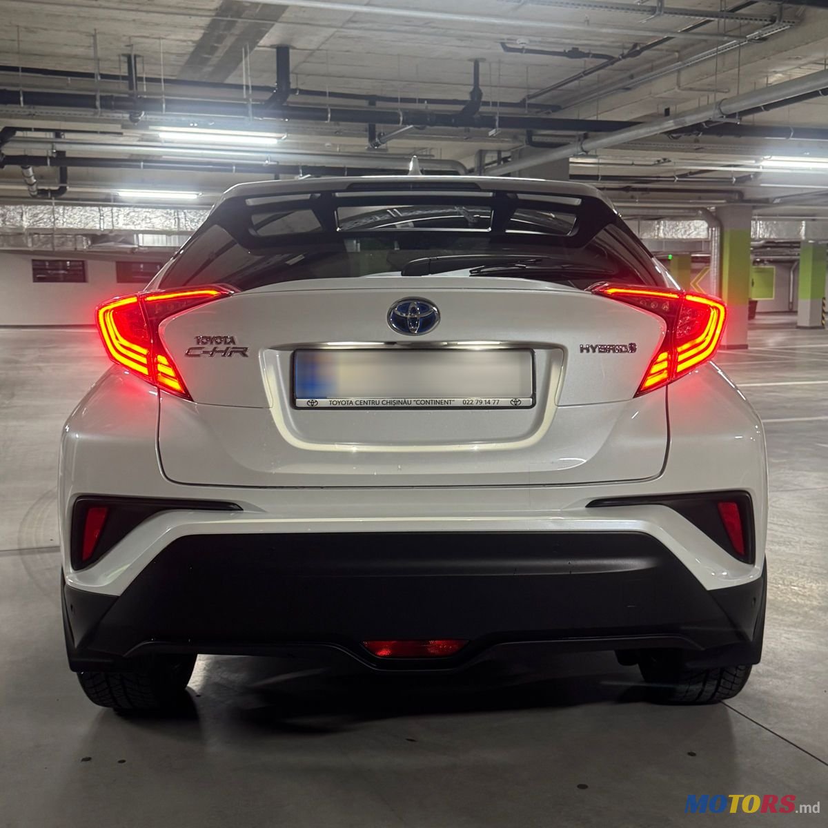 2018' Toyota C-HR photo #2