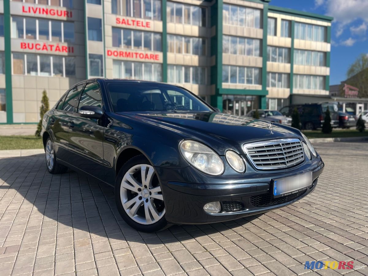 2002' Mercedes-Benz E-Class photo #1
