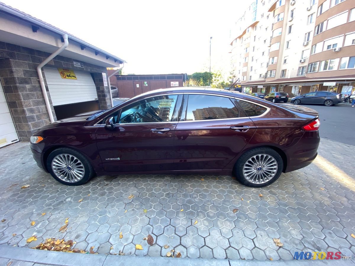 2013' Ford Fusion photo #3