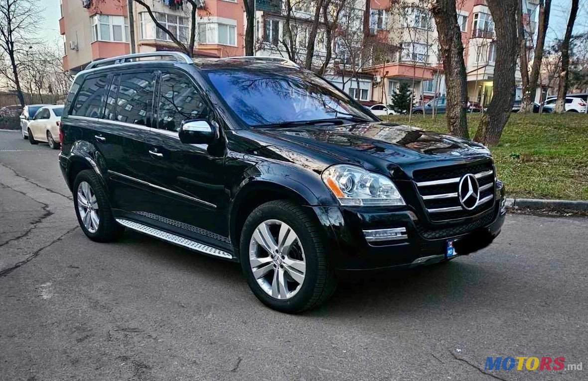 2010' Mercedes-Benz GL-Class photo #2