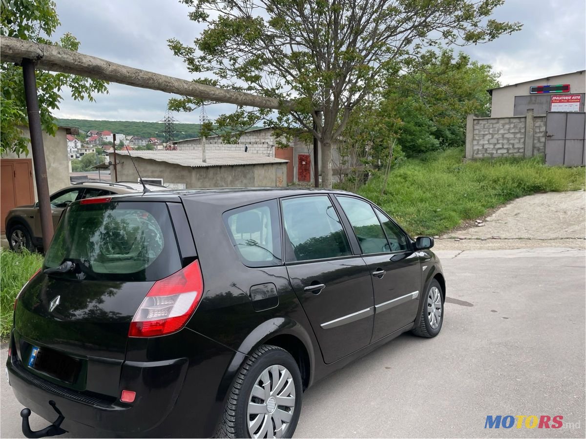 2006' Renault Grand Scenic photo #2