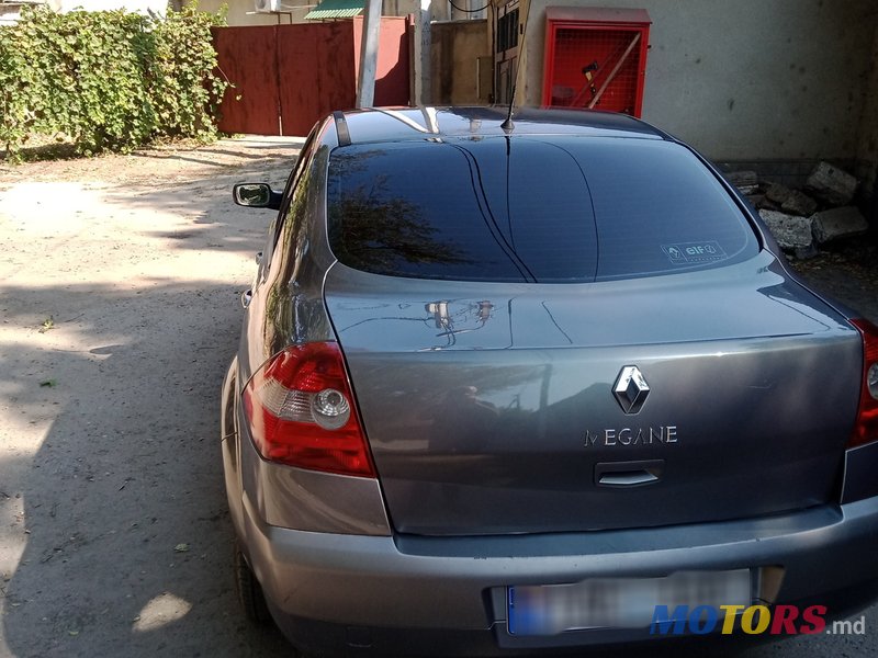 2005' Renault Megane Седан photo #1