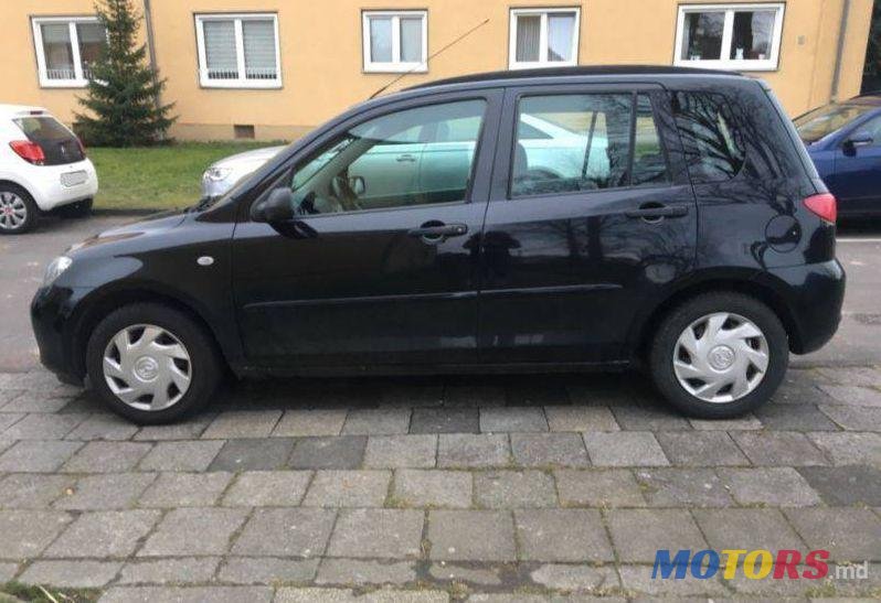 2004' Mazda 2 photo #1