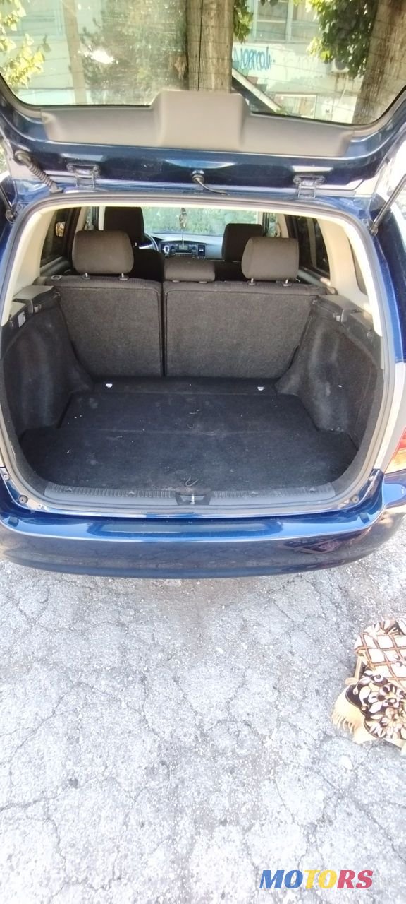 2005' Toyota Corolla photo #4