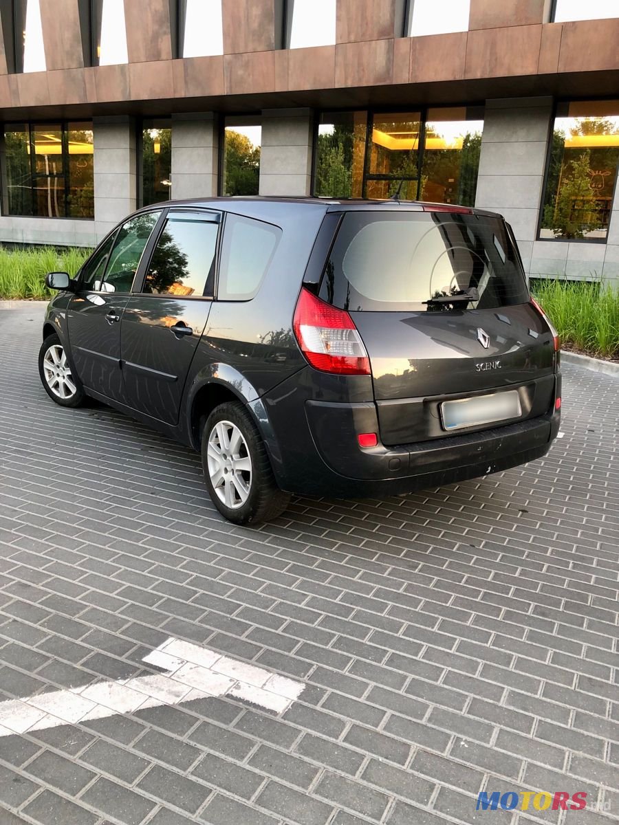 2005' Renault Grand Scenic photo #5