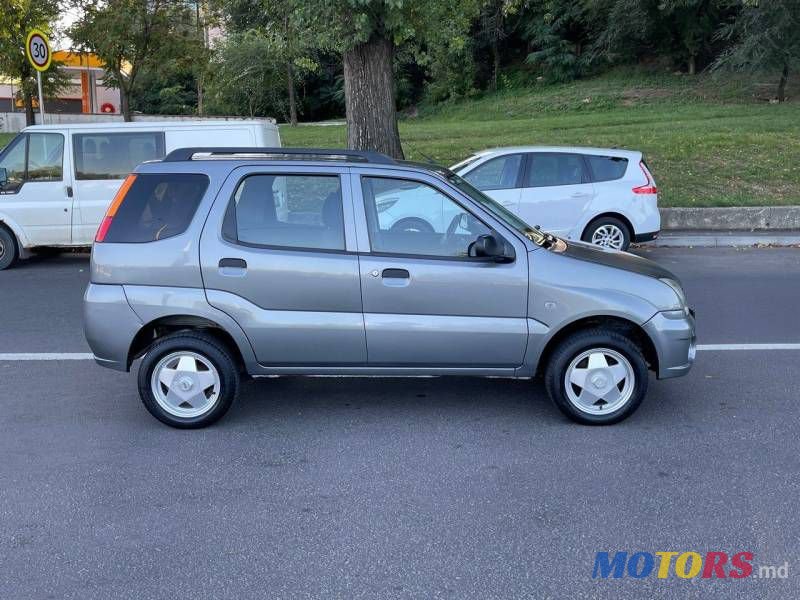 2005' Subaru Justy photo #1