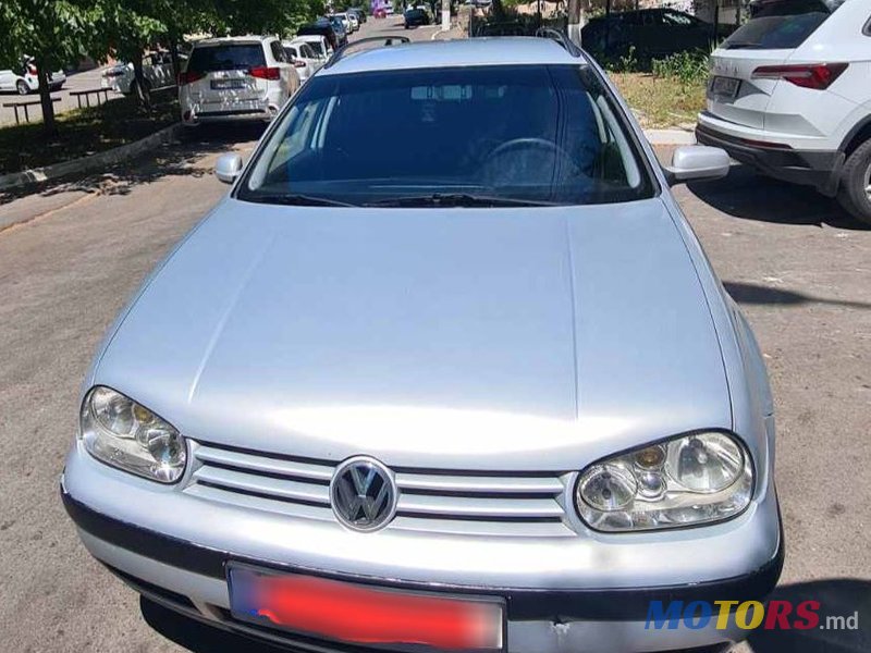 2000' Volkswagen Golf photo #1