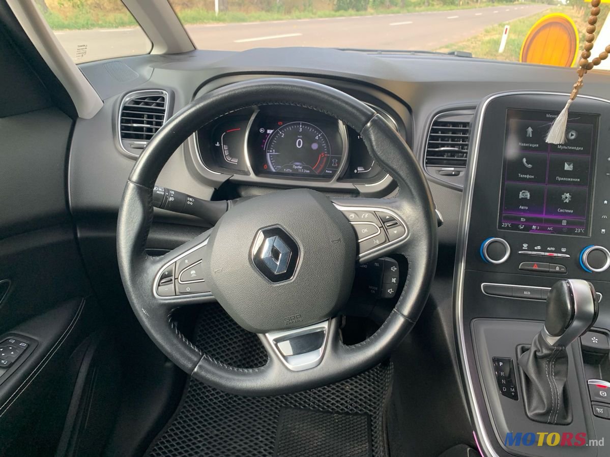 2017' Renault Scenic photo #6