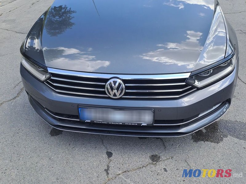 2015' Volkswagen Passat photo #1