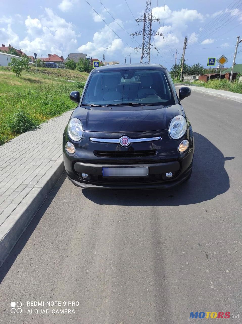 2014' Fiat 500L photo #1