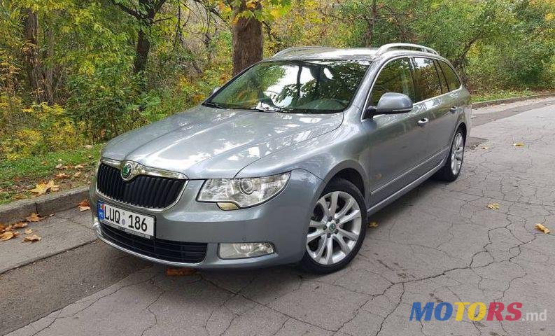 2012' Skoda Superb photo #1