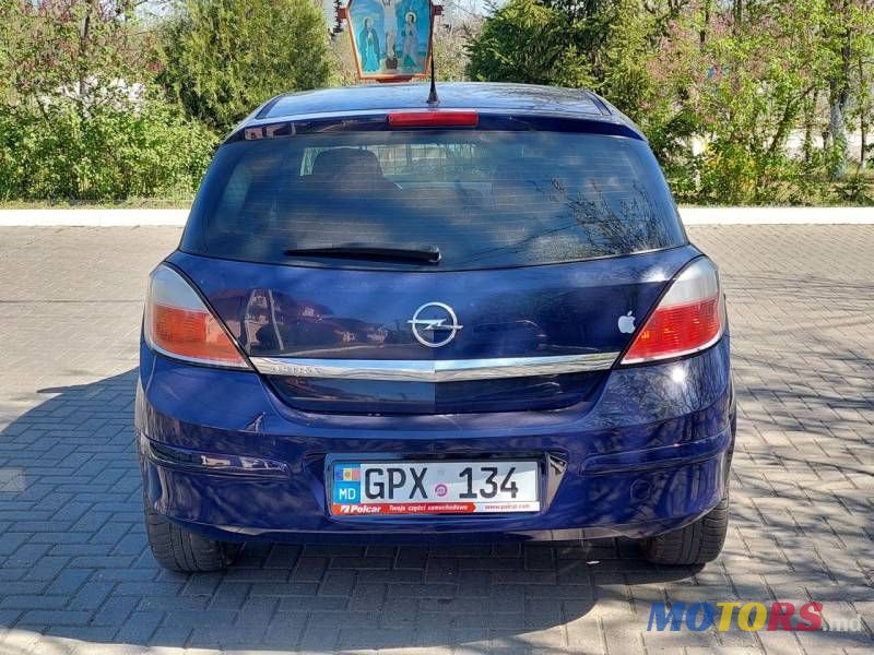 2005' Opel Astra photo #4