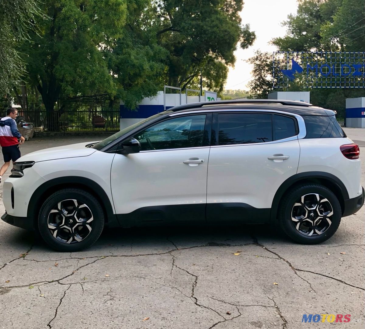 2023' Citroen C5 Aircross photo #6