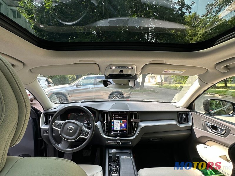 2020' Volvo XC60 photo #6