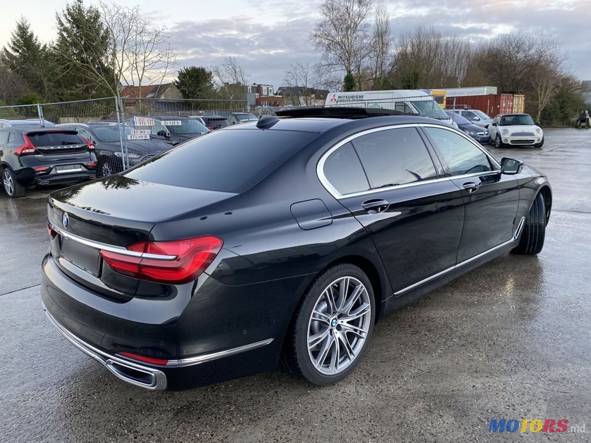 2017' BMW 7 Series photo #3