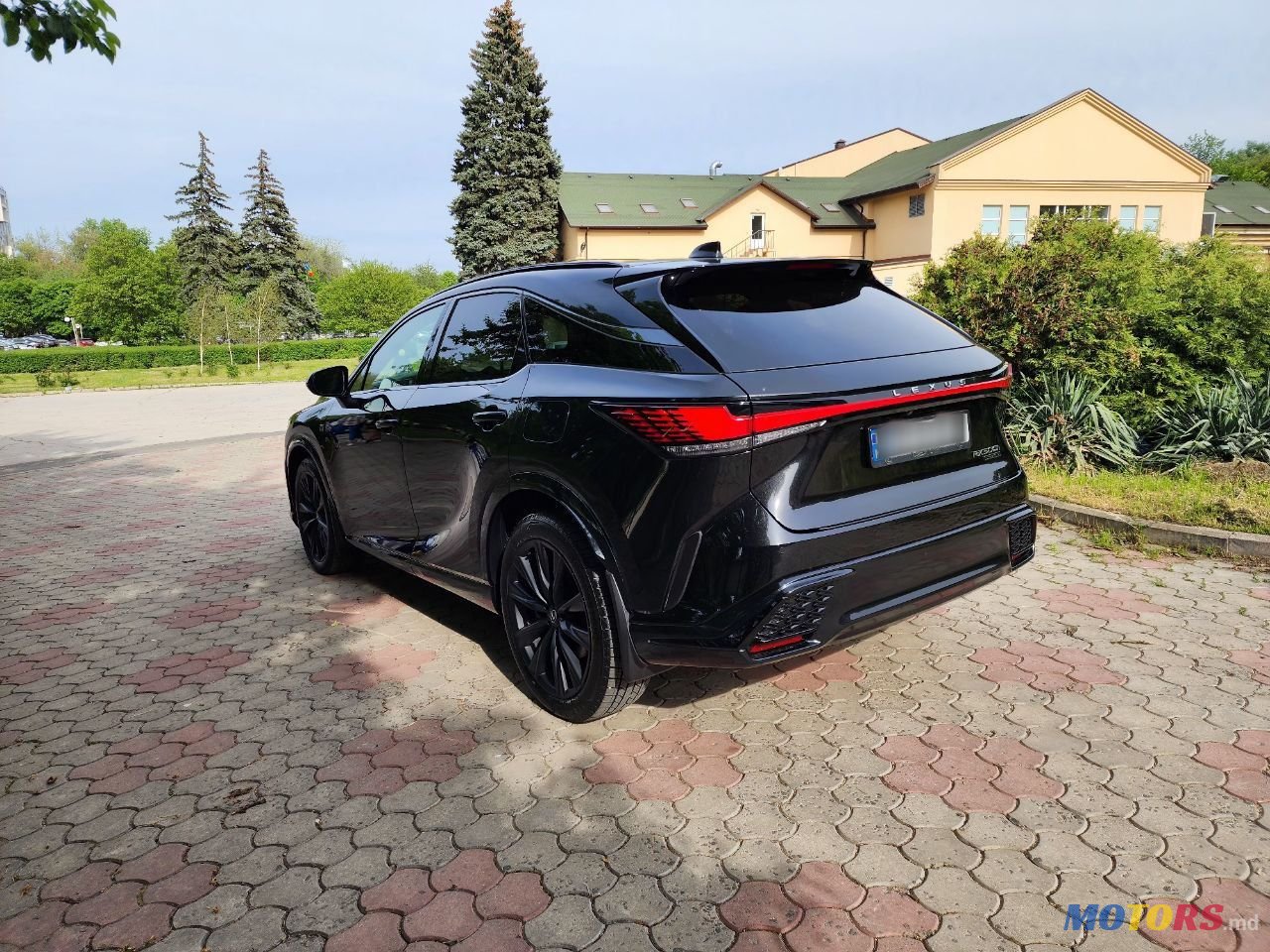 2023' Lexus Rx Series photo #4
