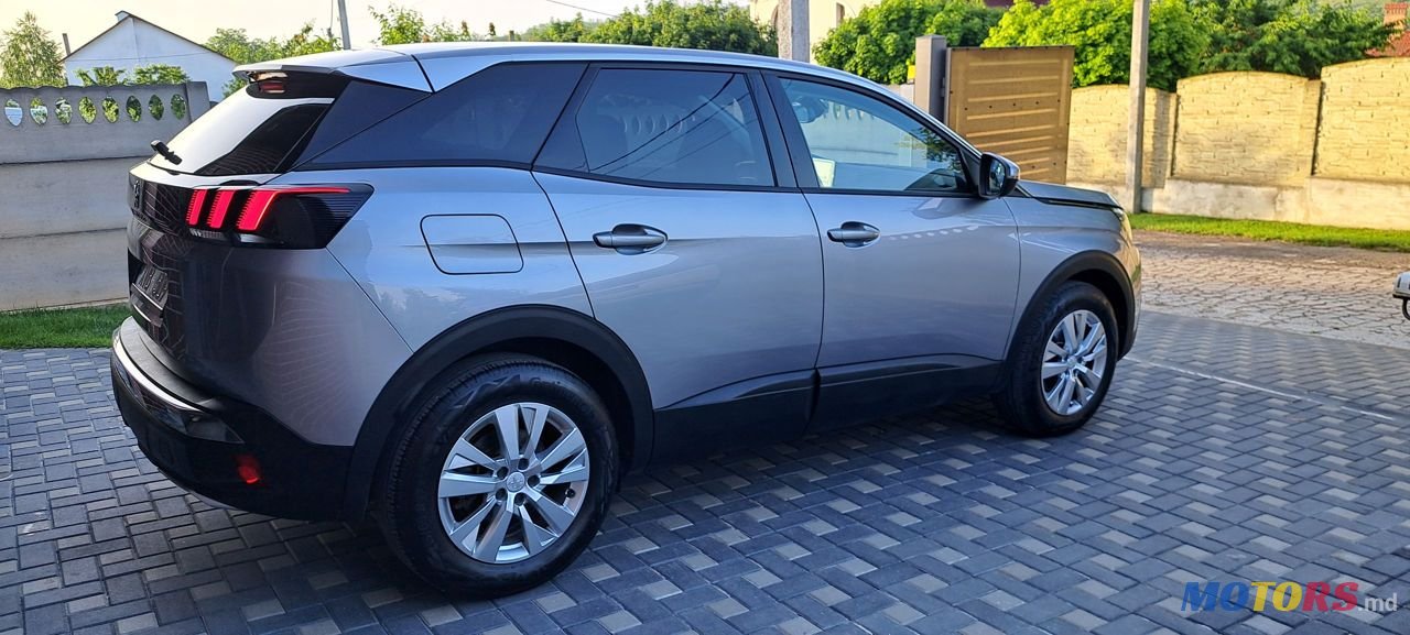 2020' Peugeot 3008 photo #4