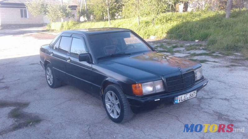 1992' Mercedes-Benz 190 photo #1