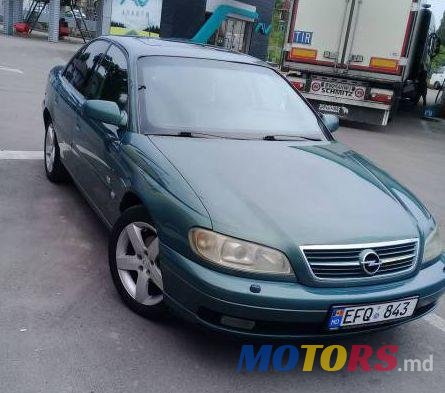 2001' Opel Omega photo #1