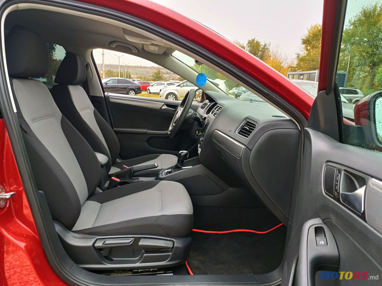 2017' Volkswagen Jetta photo #5