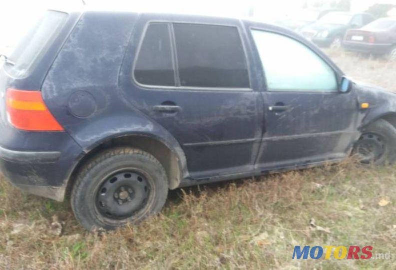 1999' Volkswagen Golf photo #1