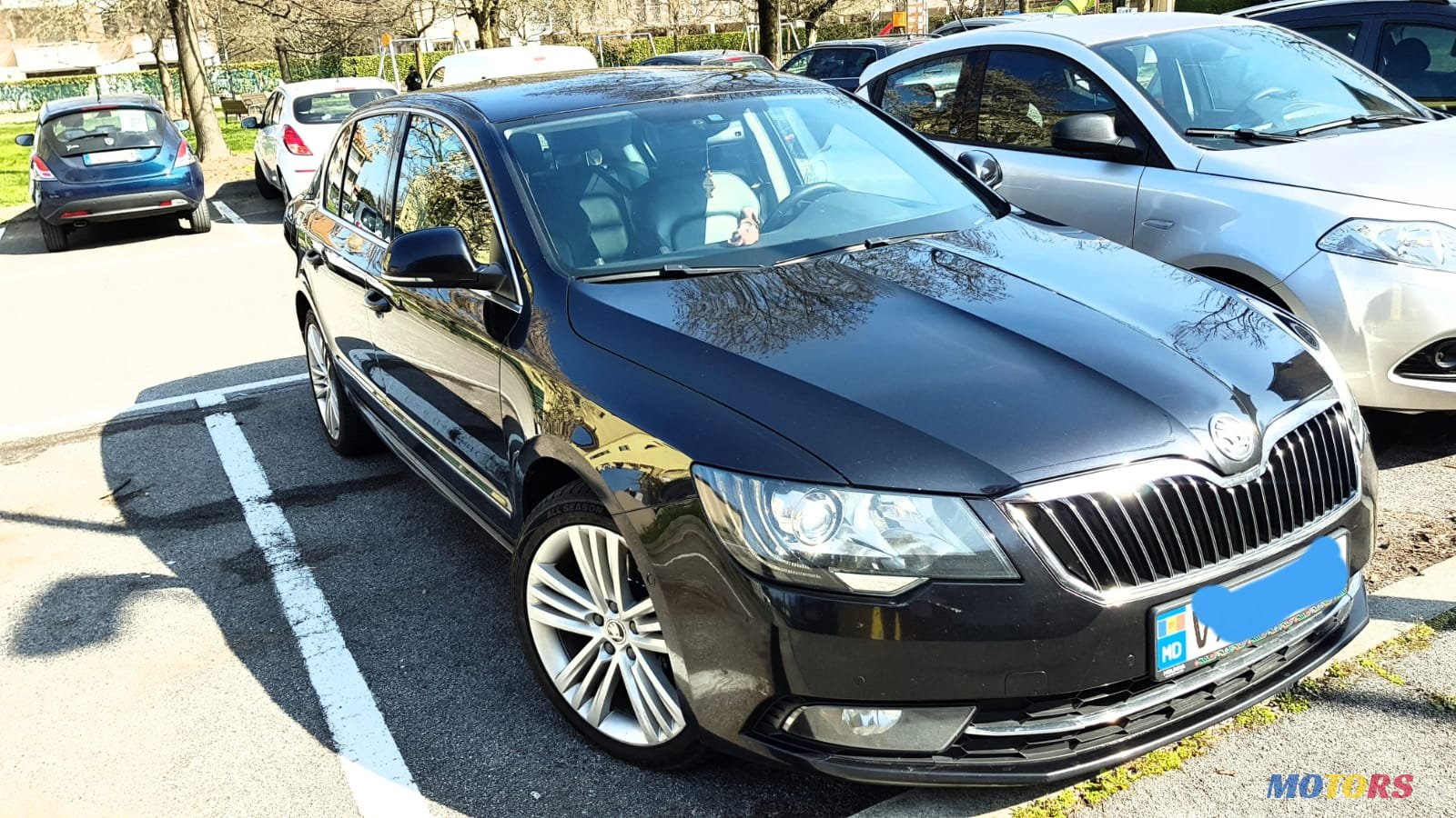 2013' Skoda Superb photo #1