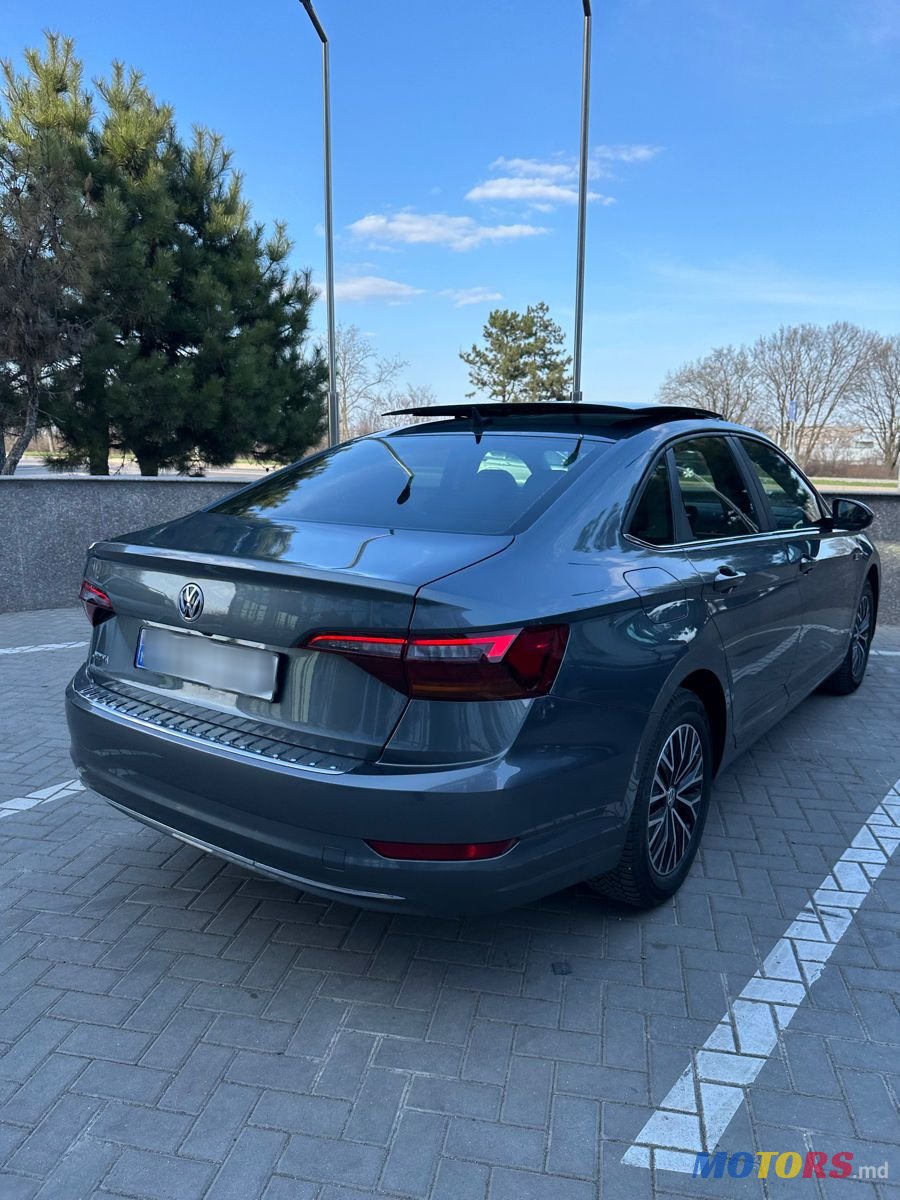 2019' Volkswagen Jetta photo #2