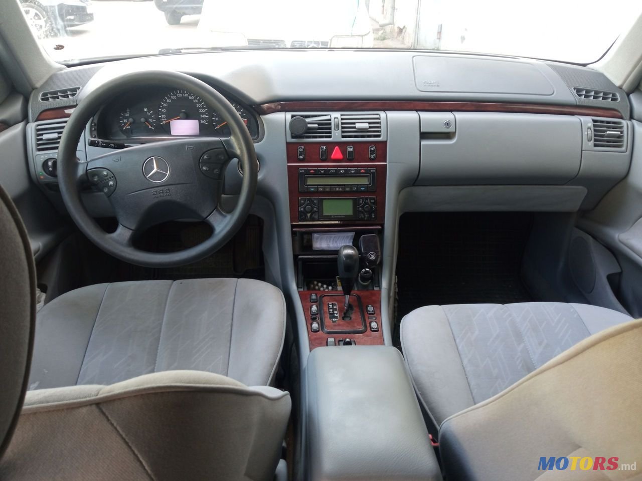 2001' Mercedes-Benz E Класс photo #4