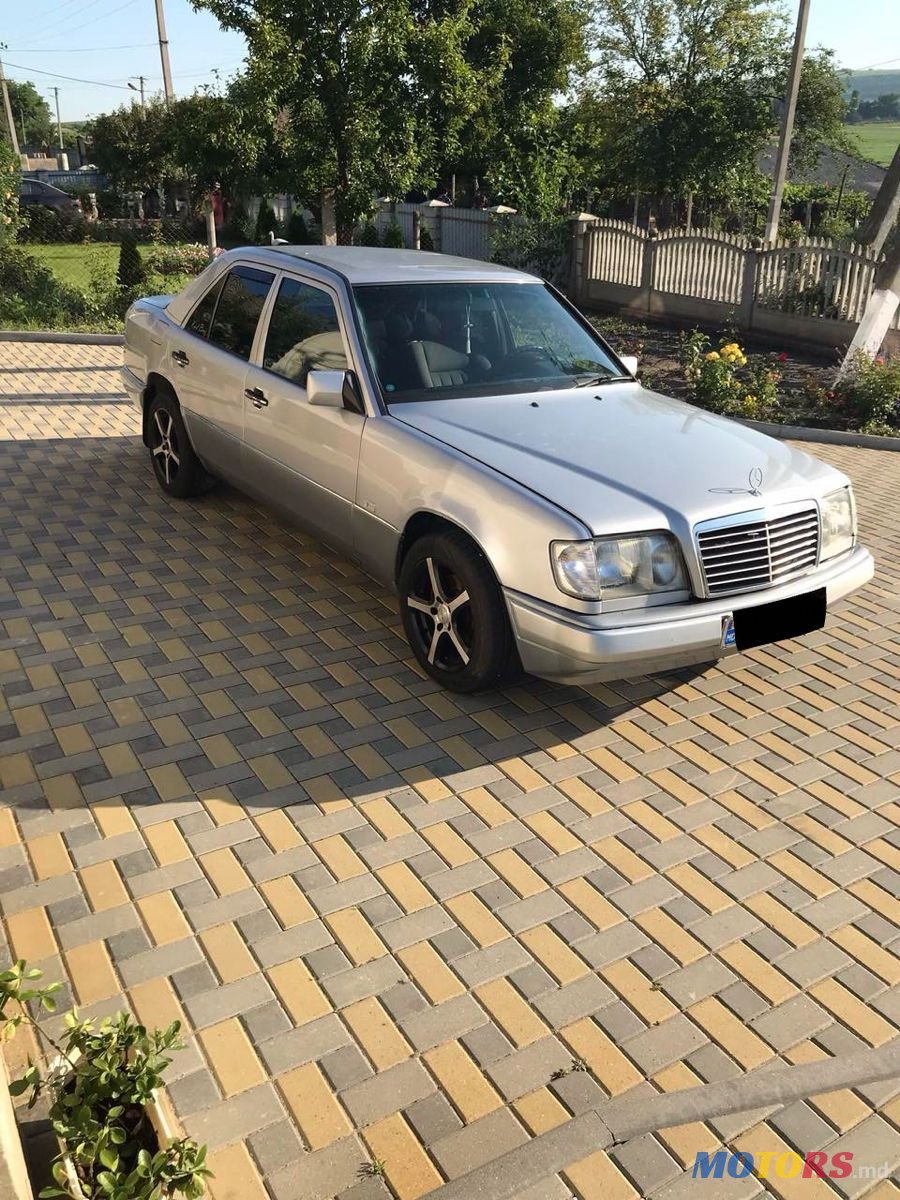 1994' Mercedes-Benz W124 photo #1